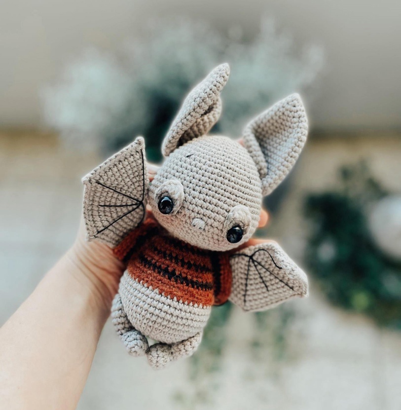 Amigurumi Victor the bat Free Pattern