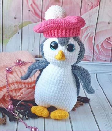 Amigurumi Velvet Penguin Free Crochet Pattern